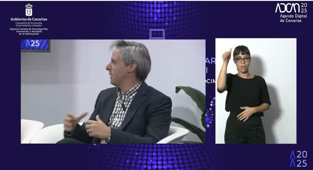 agenciaiisi's tweet photo. 'Canarias sube peldaños de dos en dos, mejorando en conectividad, capacitación y competitividad'
El director de #Aciisi @caconavarro destaca el valor de la digitalización y la importancia de una gobernanza participativa, en la presentación de #ADCan 👇
https://t.co/dwV5JHpVn4 https://t.co/9bRvQjPRY2