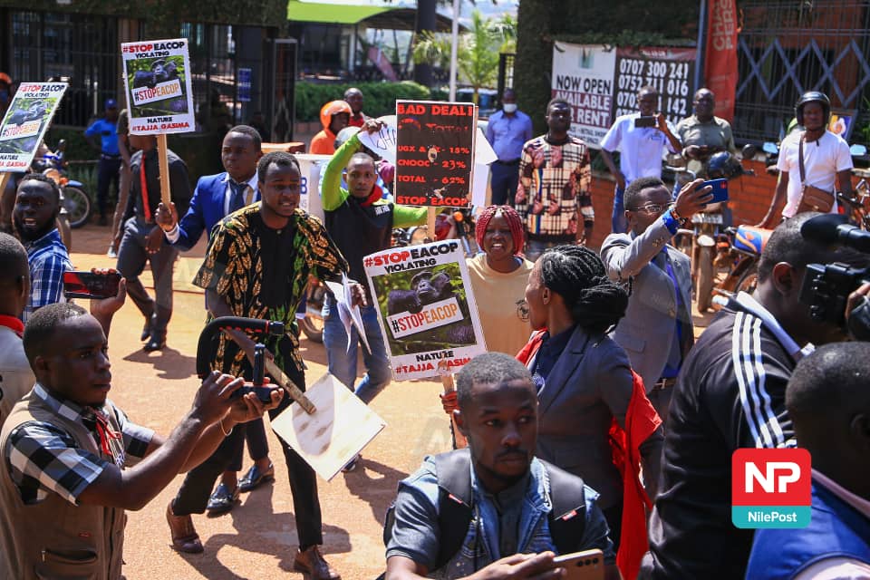 nbstv's tweet photo. UPDATE: Police have arrested a group of university students along Kingdom Kampala as they headed to European Union offices to protest against EACOP. 

📸: @francis_isano

#NBSUpdates https://t.co/u4T2Y97yrU