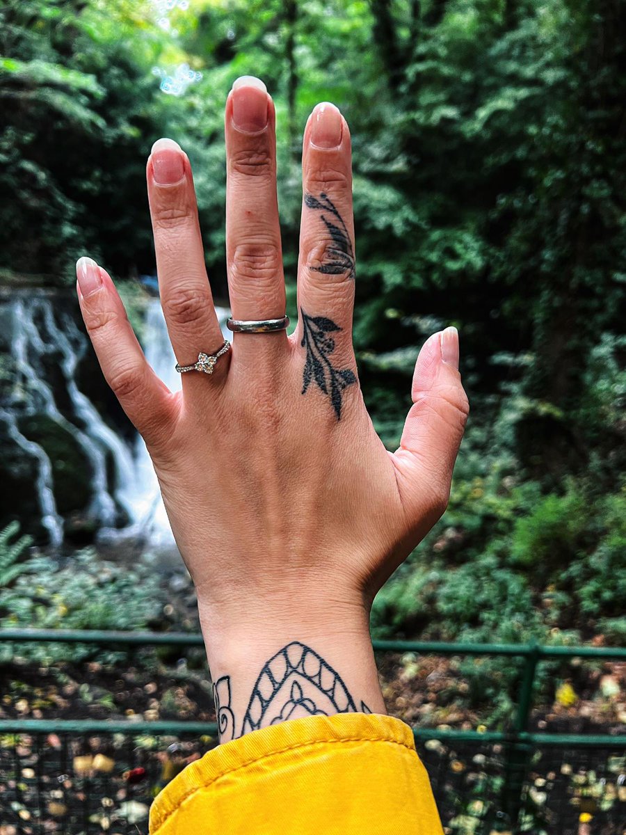 Ela Hamer tweet media