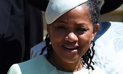 King1Kita's tweet photo. Should we tell them the first ‘secret’ is the lady in the last pic then the skincare regime.
#MeghanofMontecito #DoriaRagland #SheGotItFromHerMama #EternalYouth #RealBeauty https://t.co/Ctho9Rxs1Q