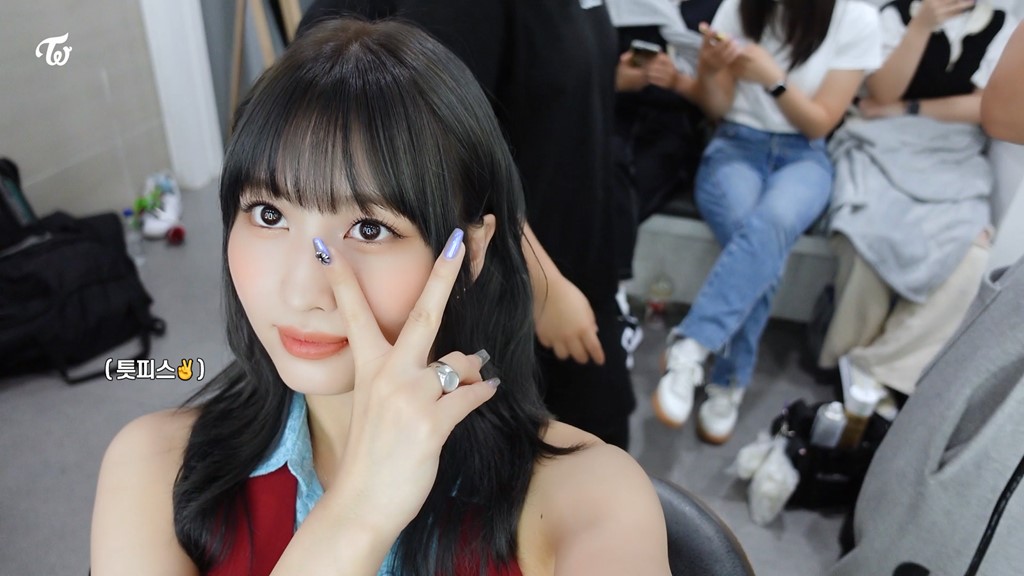 majestwice's tweet photo. TWICE "Talk that Talk" Comeback Week EP.01 is out now! This is behind the scenes while waiting for our turn to perform on stage, it’s better to watch our excitement in the waiting room. 

🖇️: https://t.co/JuhNPeW3gV https://t.co/cMvJp5PTcM