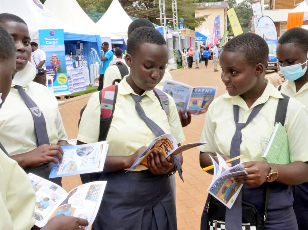 URAFC_Official's tweet photo. Let the Taxpayers of tomorrow get introduced to the essence of taxation early.
Through products like the Teeny Tax Comic book, we are nurturing a #TaxAlertGenerationUg
#URAFC | #OneTeamOneDream |#URA https://t.co/vWKwtMYFy0