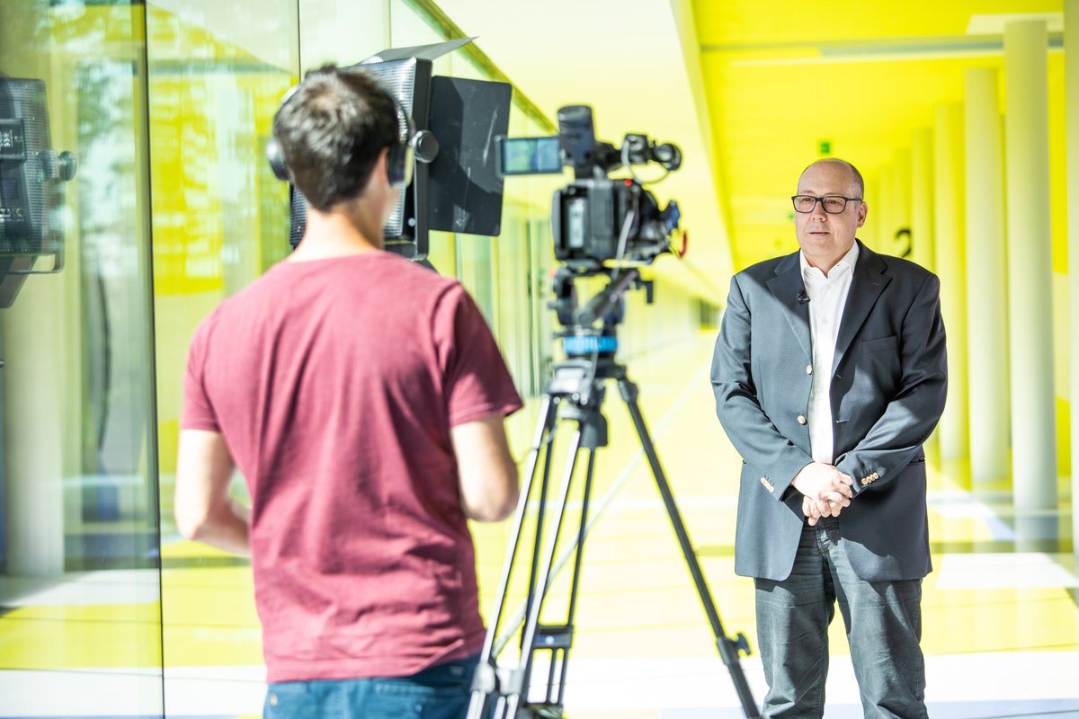 HCMADVICE's tweet photo. Es gibt Grund zur Vorfreude!
Bald erscheint das Video zur erfolgreichen Einführung von SuccessFactors Learning bei unserem Kunden @ewbBern!
Um die Wartezeit bis zur Veröffentlichung zu verkürzen, können Sie schon einmal einen Blick hinter die Kulissen werfen. https://t.co/btfsqQTiAf
