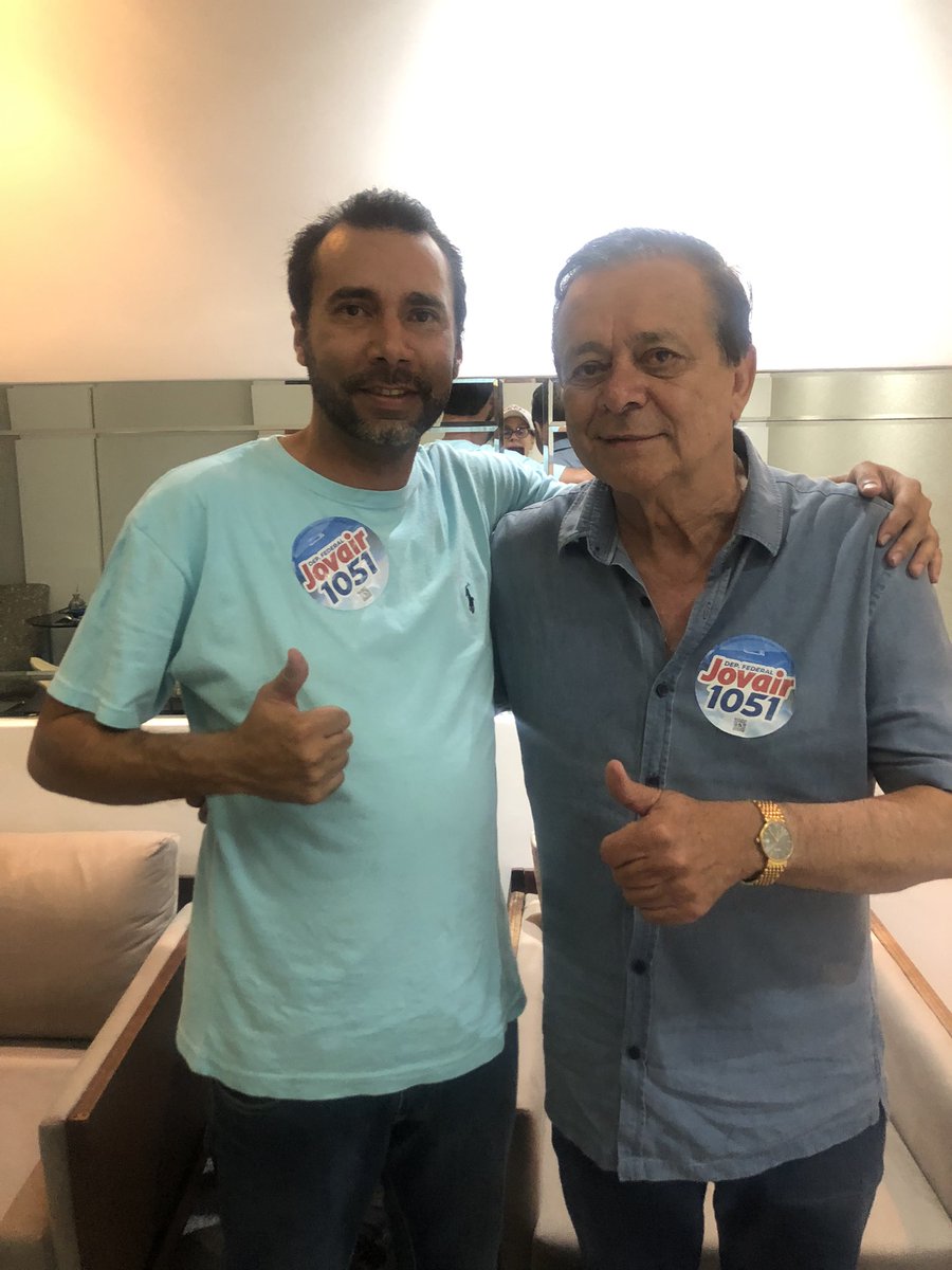 Quero agradecer principalmente a Deus por ter nos dado a oportunidade de estar ao lado nessa campanha a deputado federal jovair 1051 Agradecer a vc meus amigos que nos apoiaram e confiaram seu voto ao Jovair 1051 <a href="/arantes_jovair/">Jovair Arantes</a> <a href="/jovair_arantes/">Jovair Arantes</a>