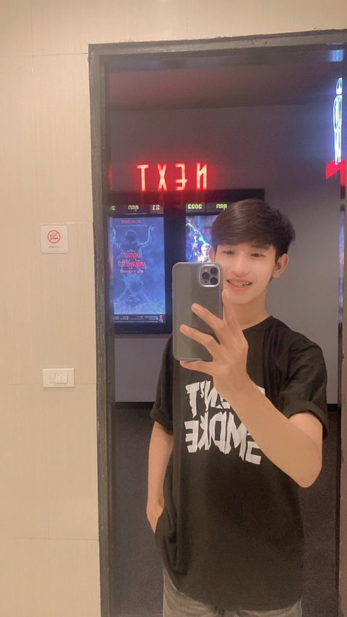 ហៃ ណា tweet media
