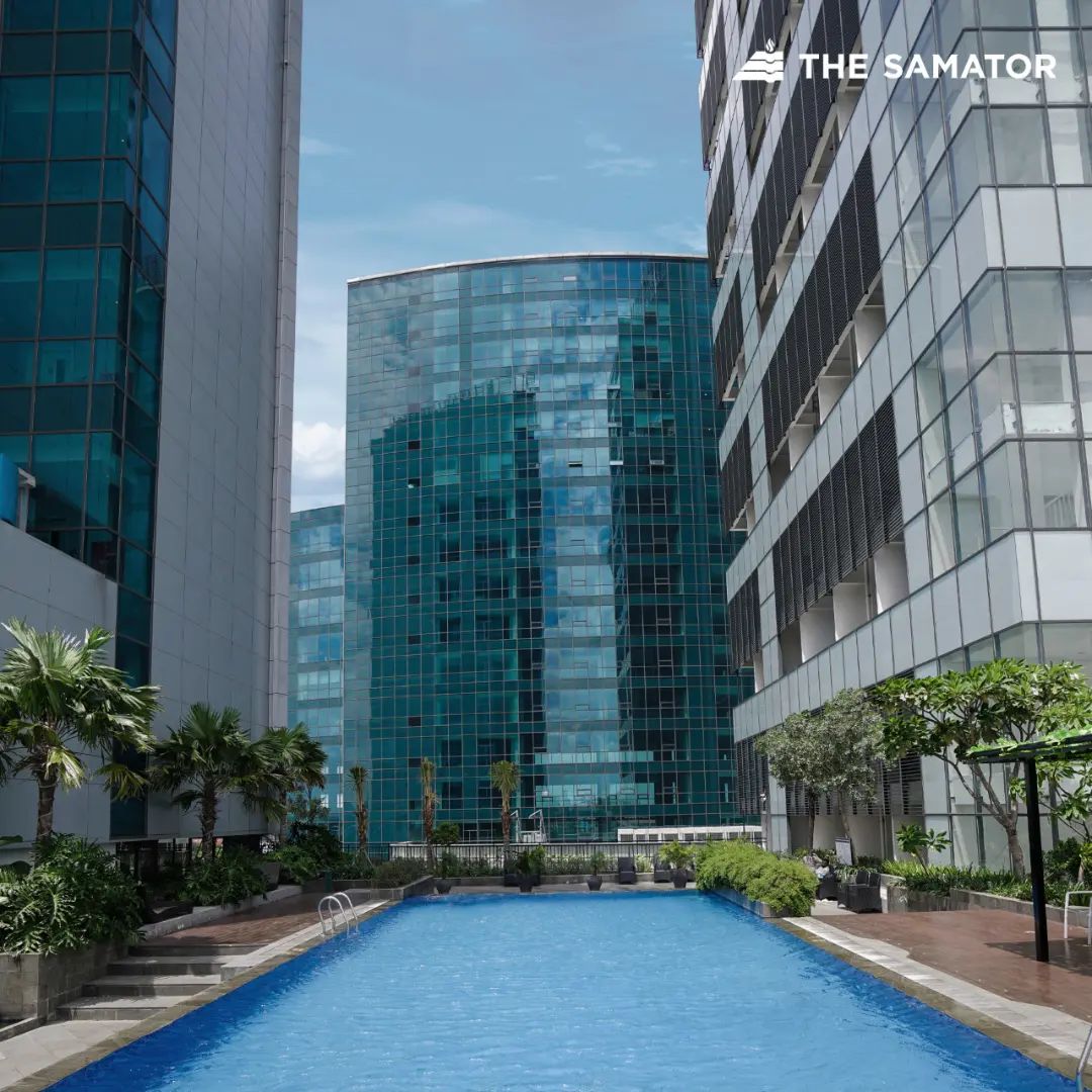 thesamator's tweet photo. Tired from work? We got just the right solution for you. Recharge your energy by taking sometime off after a hectic day in our swimming pool, organized by Novotel Samator.

#samatorscapes #samatorgroup #officespace #building #officeforsale #officeforrent https://t.co/dmIvLowHoD
