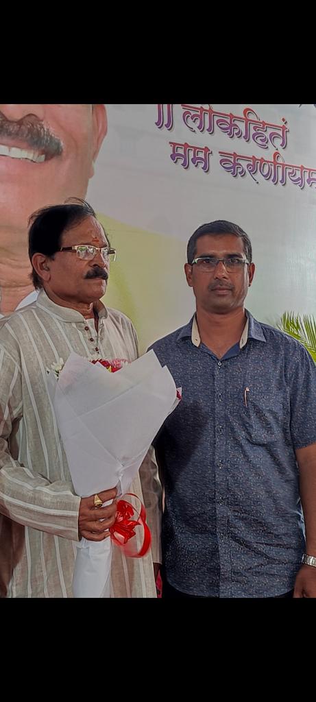 viegas_frank's tweet photo. Happy Birthday 💐and may God Bless you Bhau @shripadynaik wishing you good health and prosperous life to continue your good work towards society @IWAI_ShipMin @shipmin_india @PMOIndia @dgship_goi @GoanSeamen @GovtofGoa https://t.co/1s46ezoWz9