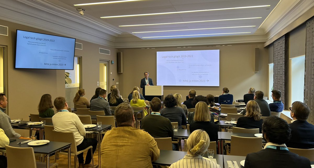 JukkaLang's tweet photo. #LegalTech-verkosto koolla @dittmarfi. @HeikkiIlvessalo’n katsaus ensimmäiseen kolmeen vuoteen 2019-2022 osoittaa, kuinka paljon AA-toimialalla ja yritysten Legal-tiimeissä on tapahtunut ja tapahtuu
#liikejuridiikka @Asianajajat #digimurros #kulttuuri #ThinkingAhead https://t.co/BwPykMd2qr