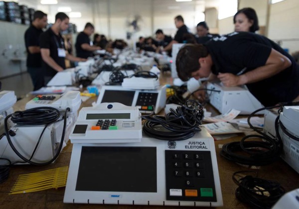 pontoBA's tweet photo. Relatório da OEA diz que 1º turno ocorreu com ordem e normalidade - https://t.co/wnS0rp6KEW https://t.co/E8kNp05nNt