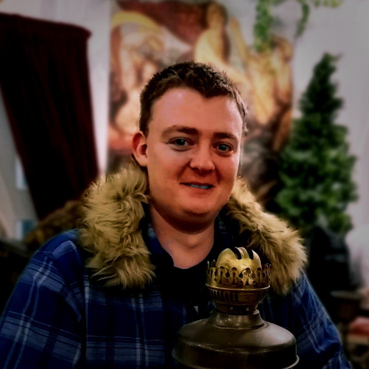 Please help us welcome Performance Play Tester Grant to the team! 🎮 Favourite game: Bloodborne ⚔️ Interesting Fact: Grant is an illustrator and Pixel artist! 🖌️🎨 #gamedev #hiring