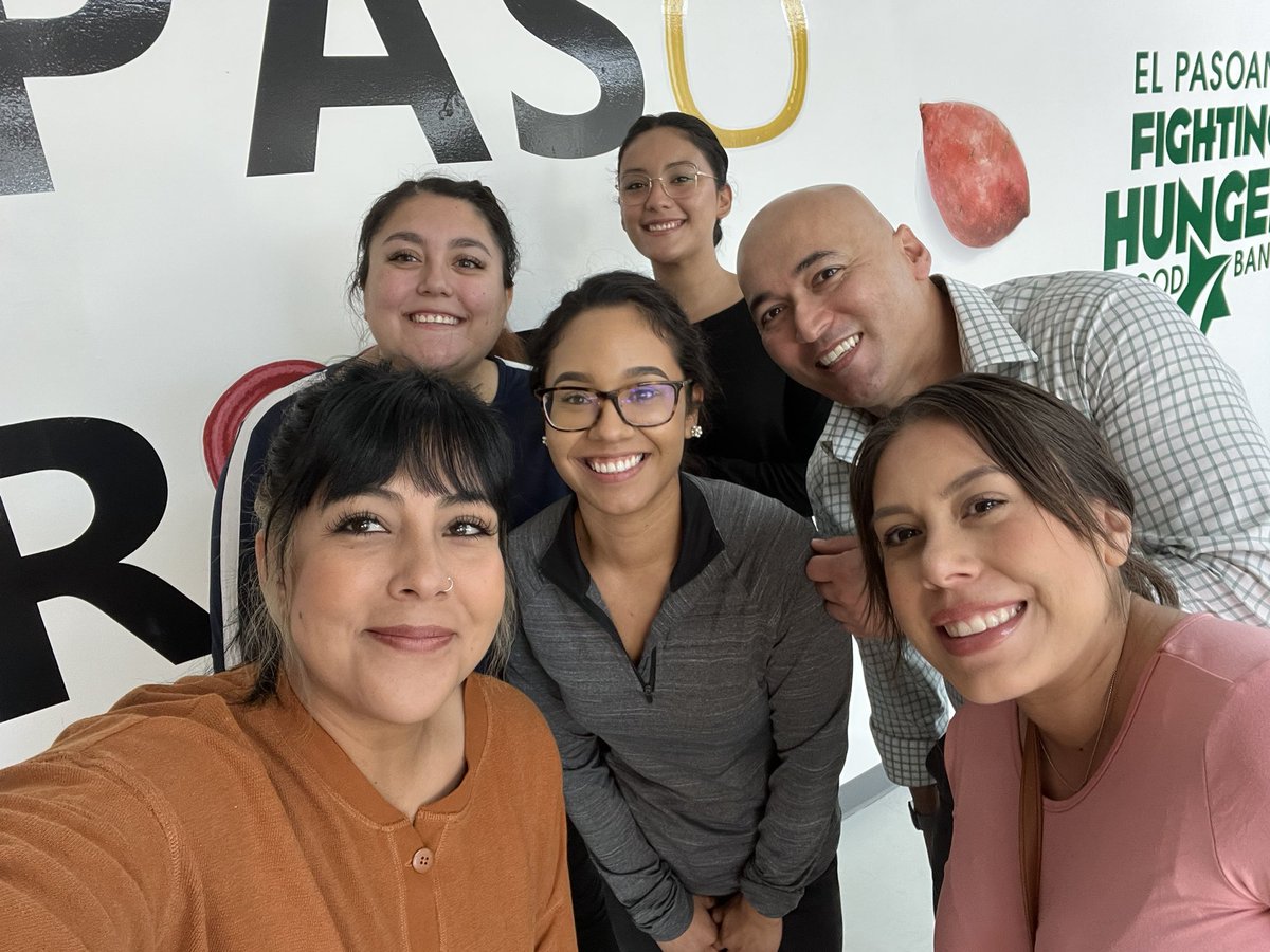 Our team helping at our local food bank! #makingthedifference #team523

<a href="/IsaacG_Garcia/">Isaac Garcia</a> @Fuerstenberg15 @HomeDepot0523 <a href="/reynamTHD/">Reyna Monroy</a> <a href="/HD_vmarie/">Vianey Delgado</a> <a href="/jeantorresTHD/">Jean Torres</a> <a href="/mirandaonofrey1/">Miranda Onofrey</a> @alejam2409 <a href="/JeanCXM_0523/">Jeanette Medina</a>