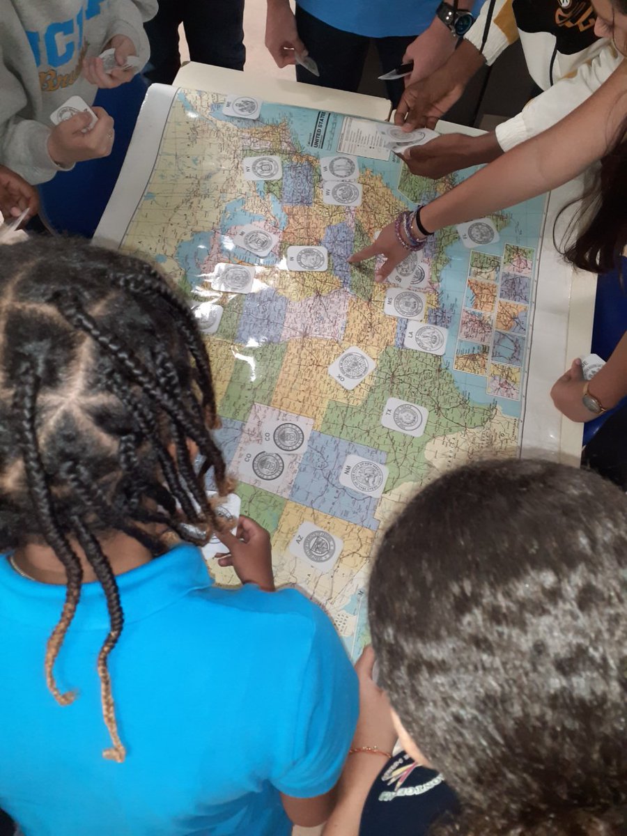 Mapping the USA with #MirageMake <a href="/mchardine/">Marc-Aurélien Chardine</a> #EdNumLV972 <a href="/DaneMartinique/">D.R.A.N.E. Martinique</a>