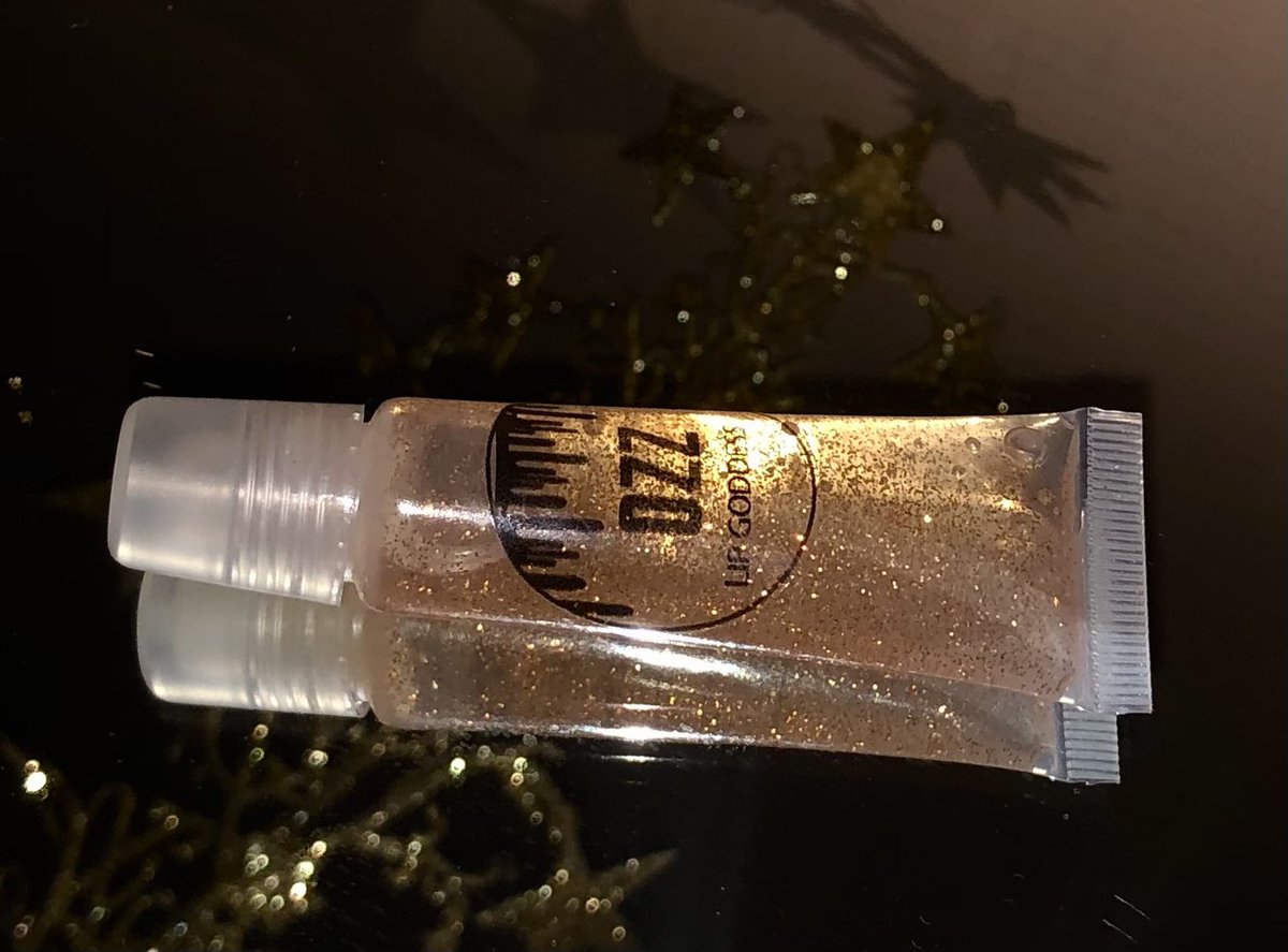 oZzCosmetics's tweet photo. On a scale of 1 to 10, how bad do you want it???
OZZ | Sun burst lipgloss✨
Price 2000 SDG https://t.co/XognSXYlFb