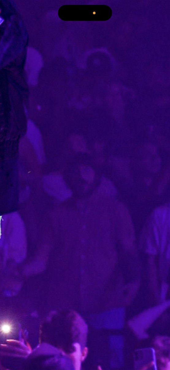 kingchip's tweet photo. It won’t ever stop so just learn to love it 🔋 https://t.co/io6JAZXtId