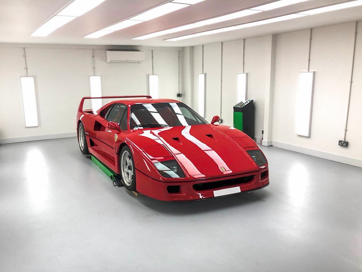 Foskers Ferrari tweet media