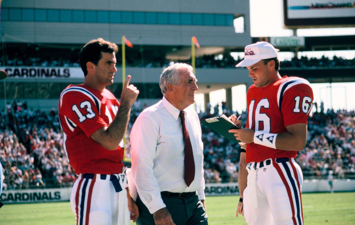 PatsStatManBob's tweet photo. 1992. #THROWBACKUNIFORMS @StretchZoneUSA @scottzolak @ZoandBertrand @FootbalGuyZolak @985TheSportsHub @bigjimmurray @HardyRadio #PatriotsNation #Patriots #patriotsreduniforms #1 #GoPats #GoPatriots https://t.co/b9ktwjJ0N3