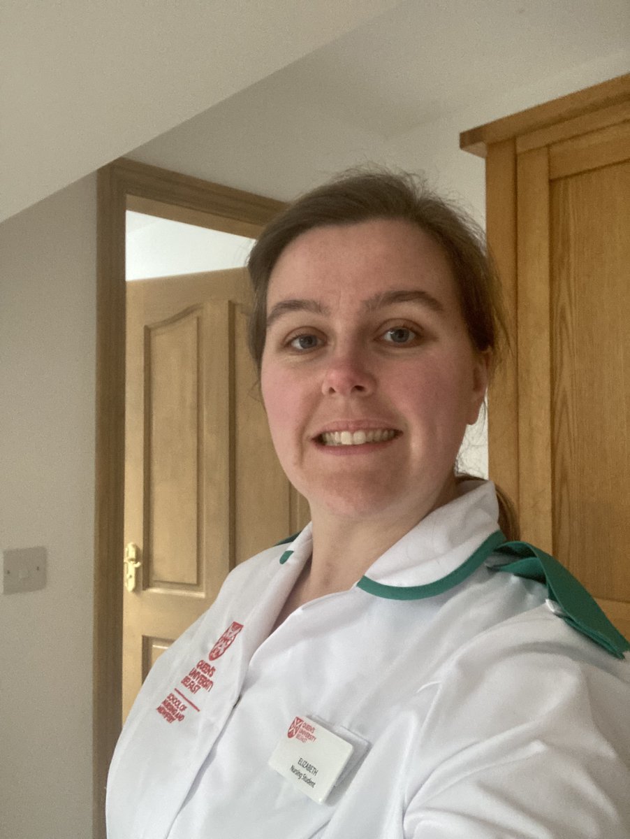 ElizabethQUB22's tweet photo. Super excited to have received my uniform today! #tailoredimage #firstplacement @qubsonm #studentnurse https://t.co/OvGXylRKcP