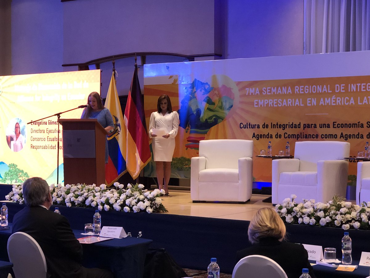 SERCOPec's tweet photo. La Dir. Gral del #SercopEc, @msjijon, participa en la 7ma Semana Regional de Integridad Empresarial en América Latina, organizada por la @afin_giz y @GIZEcuador. #IntegridadEsPaz #ComprasPúblicasTransparentes https://t.co/GTgNVXVRCe