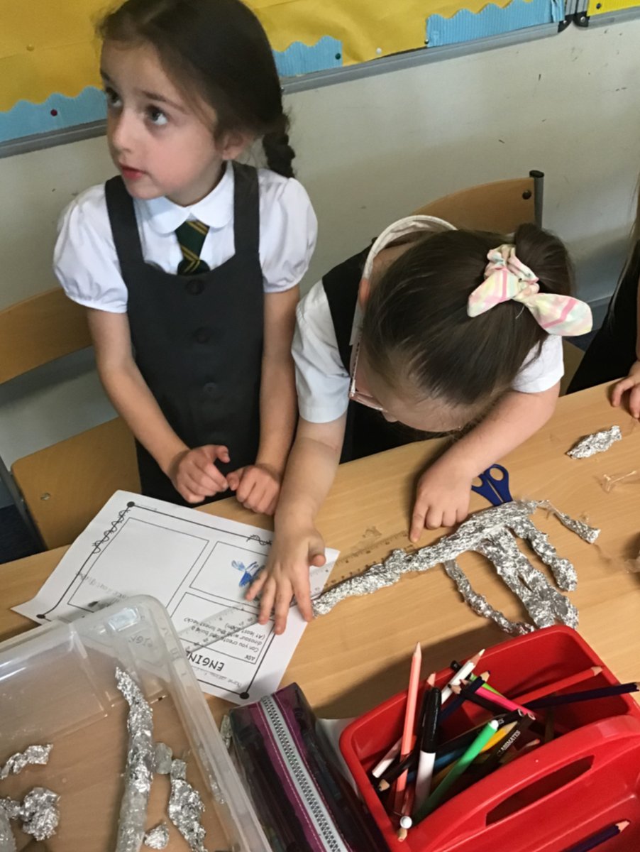 OLPPrimary's tweet photo. P3 have been building dinosaurs and creating food chains as part of our #STEM learning. We also measured the lengths of the dinosaurs necks in line with our #MathsWeekScotland learning. 🕊🦖📏🔧 #OLPSTEM https://t.co/BrulDH4PER