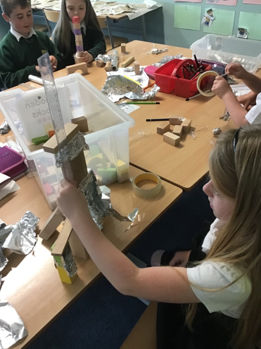 OLPPrimary's tweet photo. P3 have been building dinosaurs and creating food chains as part of our #STEM learning. We also measured the lengths of the dinosaurs necks in line with our #MathsWeekScotland learning. 🕊🦖📏🔧 #OLPSTEM https://t.co/BrulDH4PER