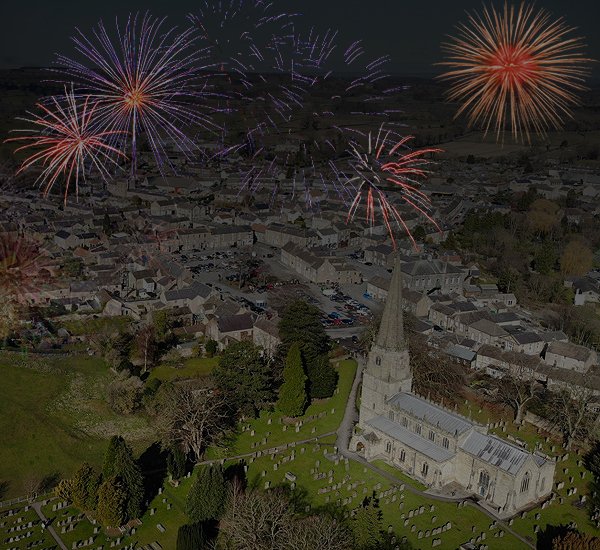 mortonhouseuk's tweet photo. Fancy a romantic weekend in Masham that ends in Fireworks - https://t.co/GZVwmKq61d https://t.co/TiebVy09Dd