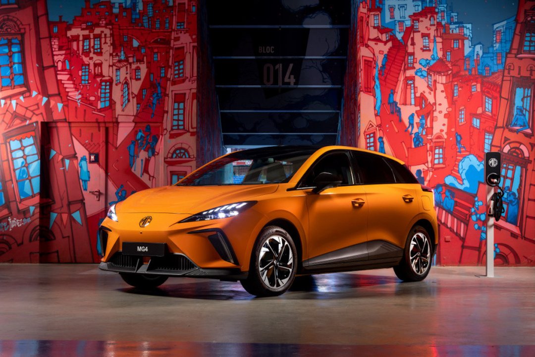 AutoMotoOffi's tweet photo. 🗞  Voiture électrique : la Chine s’impose petit à petit en Europe… 
 https://t.co/of8tXmQnxk https://t.co/vo8Oa2cjQ3