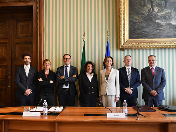 Dap e Fondazione “Severino” siglano Protocollo per accompagnare chi esce dal carcere nel reinserimento nella società. 'Quando la pena raggiunge il suo scopo di reinserimento, crolla la recidiva e si aumenta la sicurezza della società”, ricorda la Ministra #Cartabia