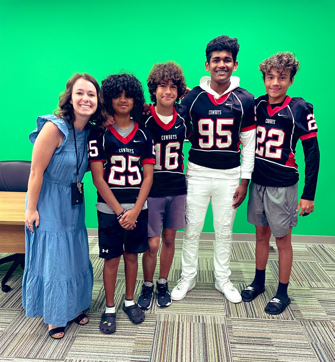 Miss Osborn tweet media