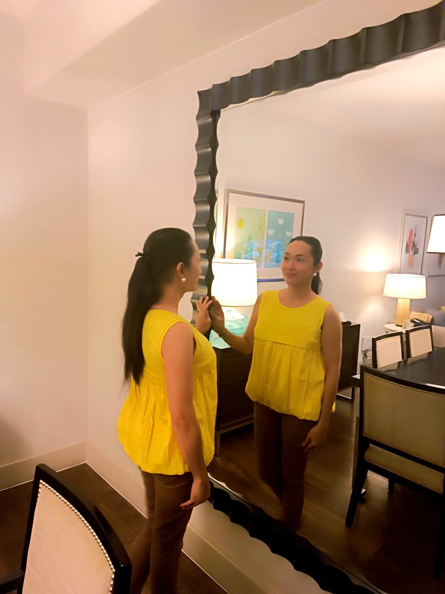 solbicas's tweet photo. "If your searching for that one person that will change your life, take a look in the mirror" ~unknown #believeinyourself #trustingyourself #visualize #ClaimIt https://t.co/gNX2xklOsO