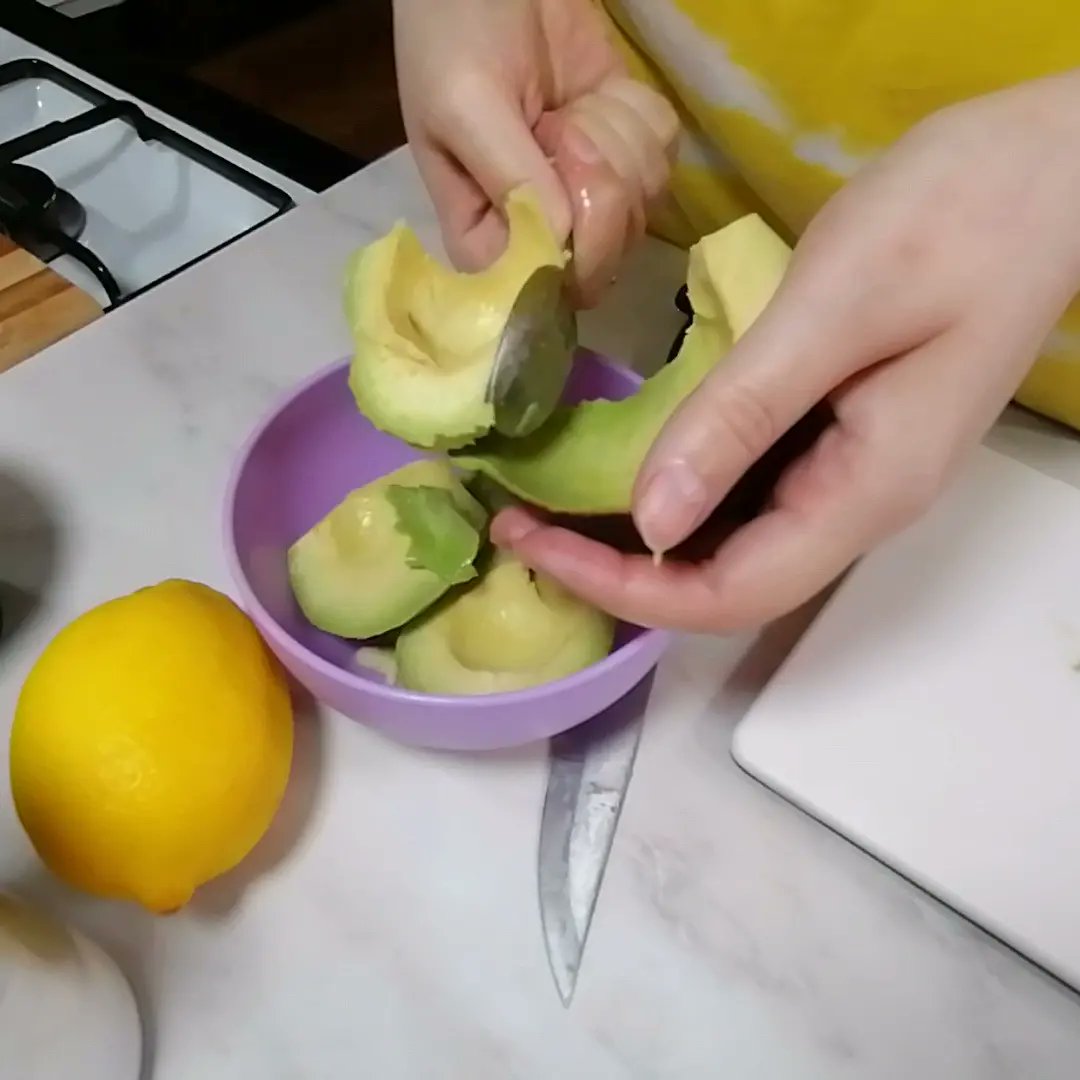 MaliSlatkis2's tweet photo. Avokado sos

Yt link:
https://t.co/NVshJvUV8Q

#hrana #kitchen #mojakuhinja #food #konyha #kuhinja #ručak #lunchideas #ebéd #lunchrecipe #avocado #avokado #lunch #Lunchtime #recept https://t.co/3pWjyJKvLg