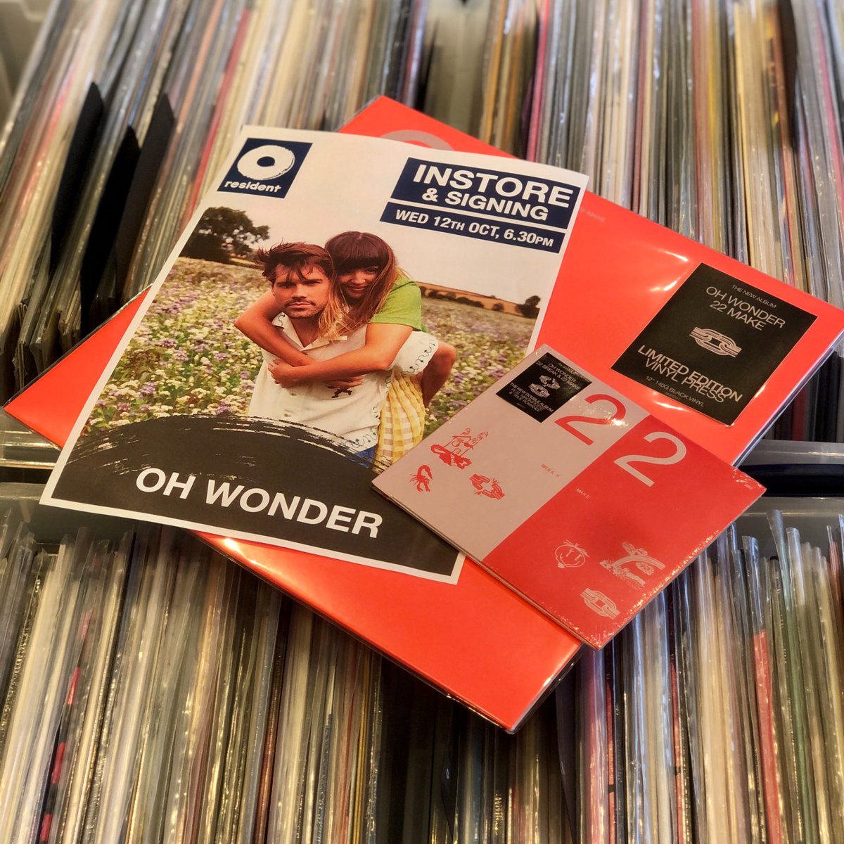 Two &amp; a half years after playing an unforgettable Outstore for us, Oh Wonder invite for an even more intimate performance on our shopfloor next Wednesday!

Grab an LP or 2CD for entry:
resident-music.com/productdetails…

Pre-order signed copies if you can't make it:
resident-music.com/search&keyword…