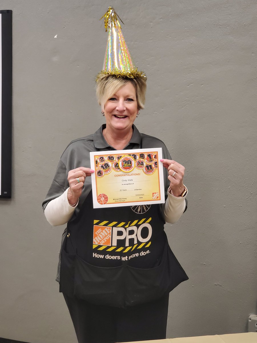 Renee Radakovitz (@rradakovitz) on Twitter photo Happy 20th Orange Anniversary to Cindy thank you for all your years of service and knowledge. 🧡🎉 <a href="/HD2720walker/">Walker2720</a> <a href="/HDmorrissey/">Michael Morrissey</a> <a href="/kristenihd/">Kristen Ingram</a> <a href="/beck_missy/">Missy Beck</a> <a href="/alyssa_bok/">Alyssa Bok</a> <a href="/scrcoachdm/">Dan Maas</a> <a href="/bobsaniga/">Bob Saniga</a> <a href="/mischelle_prill/">Mischelle Prill</a> @QuintinHaring Happy 20th Orange Anniversary to Cindy thank you for all your years of service and knowledge. 🧡🎉 <a href="/HD2720walker/">Walker2720</a> <a href="/HDmorrissey/">Michael Morrissey</a> <a href="/kristenihd/">Kristen Ingram</a> <a href="/beck_missy/">Missy Beck</a> <a href="/alyssa_bok/">Alyssa Bok</a> <a href="/scrcoachdm/">Dan Maas</a> <a href="/bobsaniga/">Bob Saniga</a> <a href="/mischelle_prill/">Mischelle Prill</a> @QuintinHaring