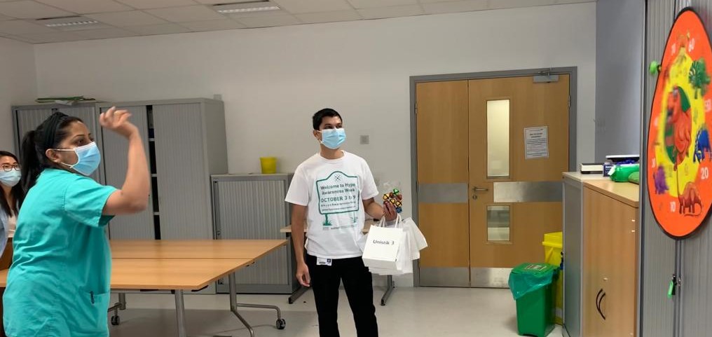 CUH_Diabetes's tweet photo. Was a busy day raising @HypoAwareness here @CUH_NHS yesterday! Here are just some of things we got up to. Missed us? Dont worry, if you work at CUH we have a programme of events all week, check out the CUH bulletin from Monday @CUH_dietitians @CUH_ClinEd #HypoAwarenessWeek https://t.co/d1BlyU5rvU