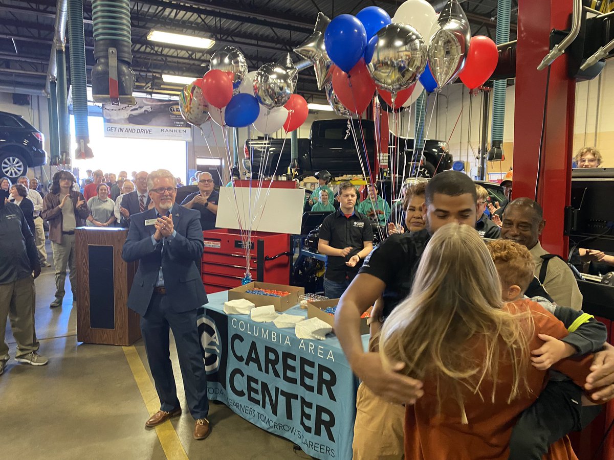 CPSPorter's tweet photo. Congrats to Jared Monroe, Harbor Freight Tools For Schools $100,000 winner!! #harborfreighttoolsforschools https://t.co/FKEsQoyLie