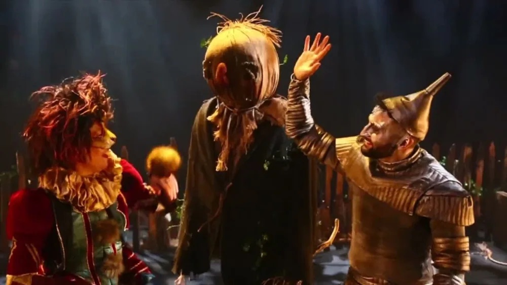 Theatre news: Tin Man rattles in The Tin Man comes to Lancaster @TheDukesTheatre. - britishtheatreguide.info/news/tin-man-r…
