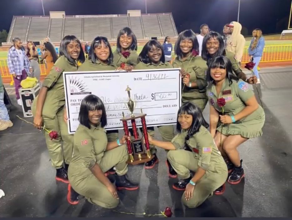 DeltaDelta_DST's tweet photo. Congratulations to The Delta Delta Chapter of Delta Sigma Theta Sorority, Incorporated for winning the 2022 NPHC Sorority “Return to Normalcy” Step Show! The harDD work and dedication these ladies have exhibited are truly no match to describe in words. https://t.co/kxEWhW1PUP