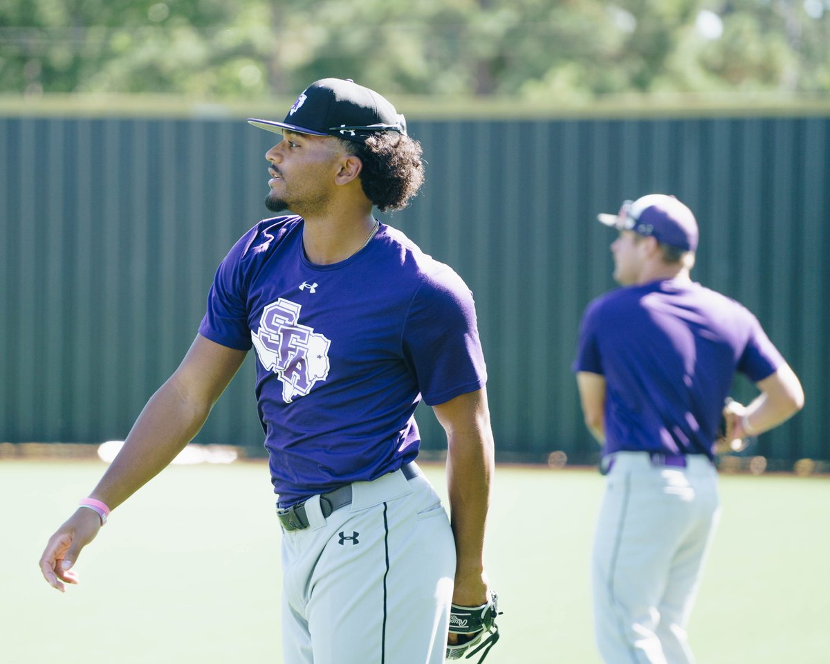 SFA_Baseball's tweet image. First day out 😎

#AxeEm x #RaiseTheAxe x #SOMOS