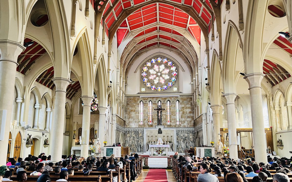 Happy St Francis Day everyone! What a great way of starting our day! Beautiful mass in church 🙌 #stfrancisfeastday #stfrancisofassisi #stfrancisschool