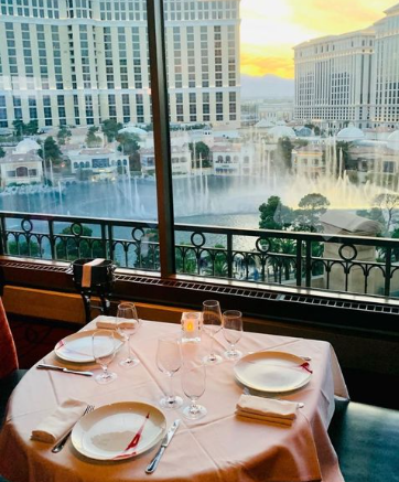 eiffeltowerrestaurant.com 
Looks like
 the sweet spot 
for a long weekend 😉