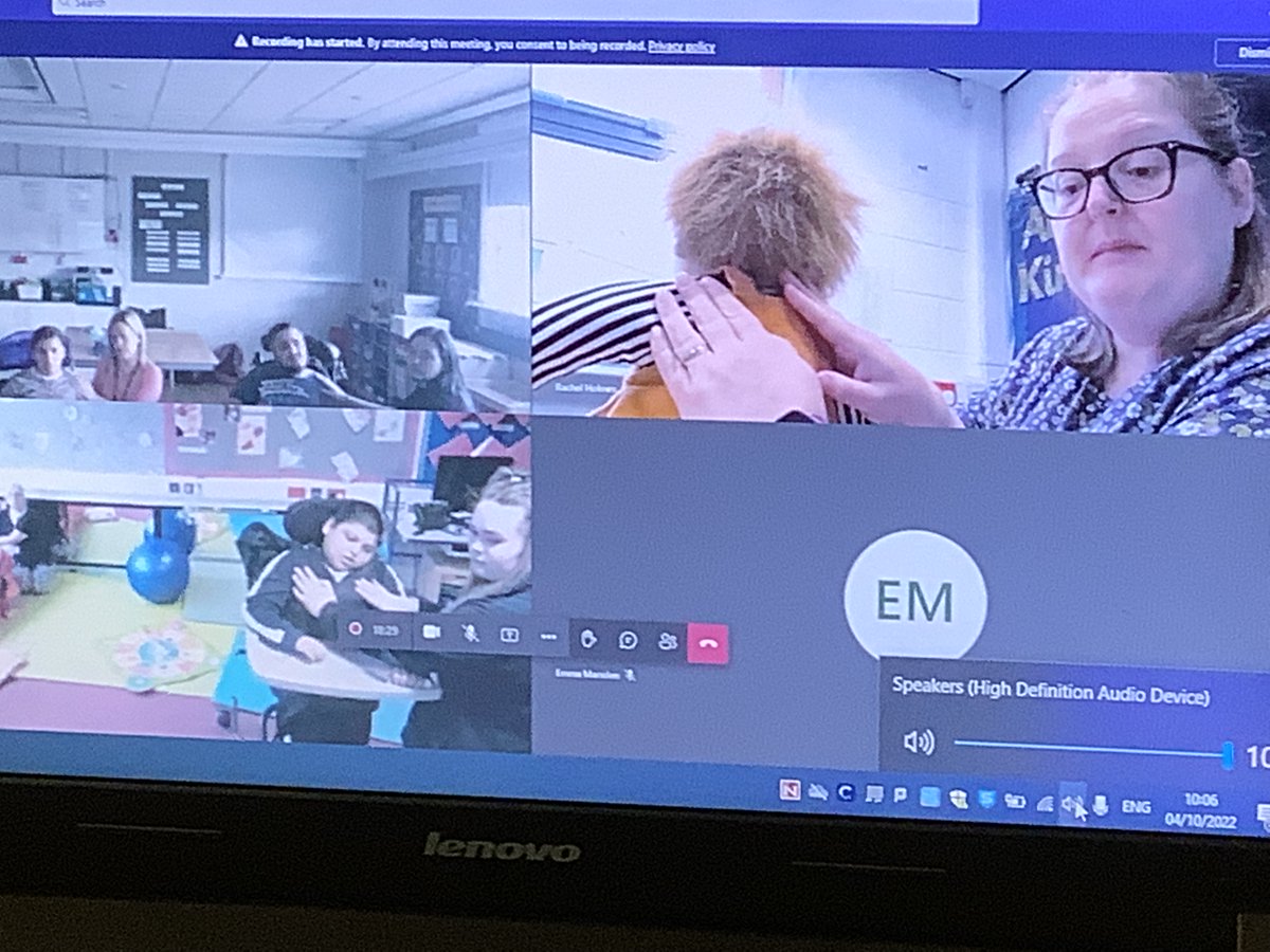 Fairfieldstweet's tweet photo. Students in F10 really enjoyed the Lizzie Ladybird story massage as well as seeing their friends around school for #ProTouchAwarenessMonth. The campaign promotes the benefits of positive touch, human connection & kindness
@storymassage #protouchmovement https://t.co/coELLmLquw