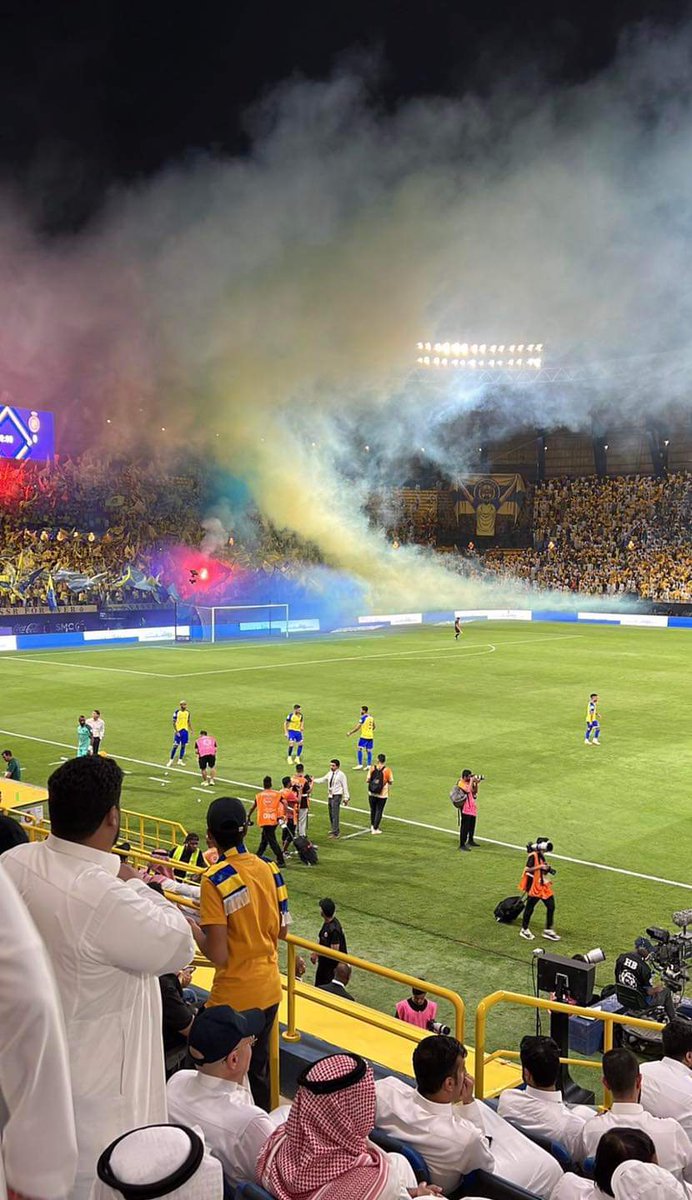 RSL_Comparisons's tweet photo. هل تتفق على ان جمهور #النصر أقوى جمهور في #السعودية 💛💙💛💙🔥🔥🔥❓❓

نعم ✅ حط قلب ❤
لا  ❌  حط ريتويت 🔃
@AlNassrFC 
@musalli9 https://t.co/3KXZY41I3Y