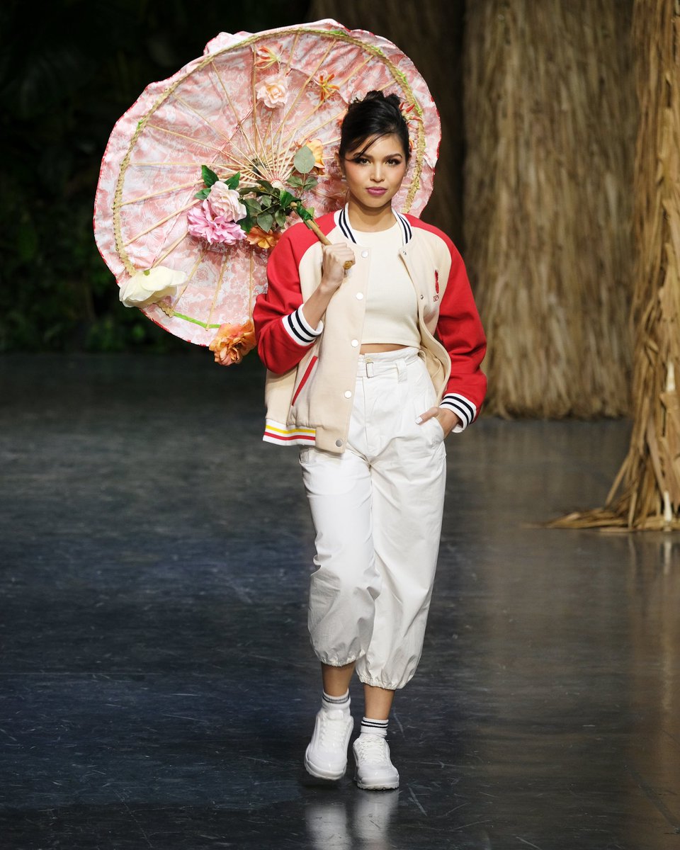 From designer Martin Bautista celebrating his 15th anniversary to Maine Mendoza walking the runway for Lesley Mobo, #BenchFashionWeek was full of surprises and signaled a brand new optimism for Philippine fashion. Read all the highlights here: bit.ly/3rtRzA8