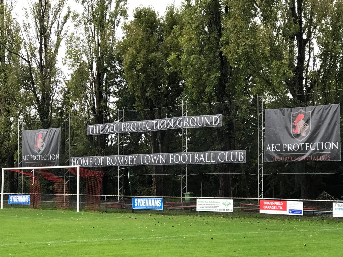 Romseytownfc1's tweet photo. Unfortunately there was a break-in at the club last night.

Pool table has been broken. Money, spirits and tools have been stolen. Our CCTV cameras have been damaged.

It has been reported to @RomseyPolice.

If anyone has a pool table to donate, it would be greatly appreciated. https://t.co/f88jgZQsZN