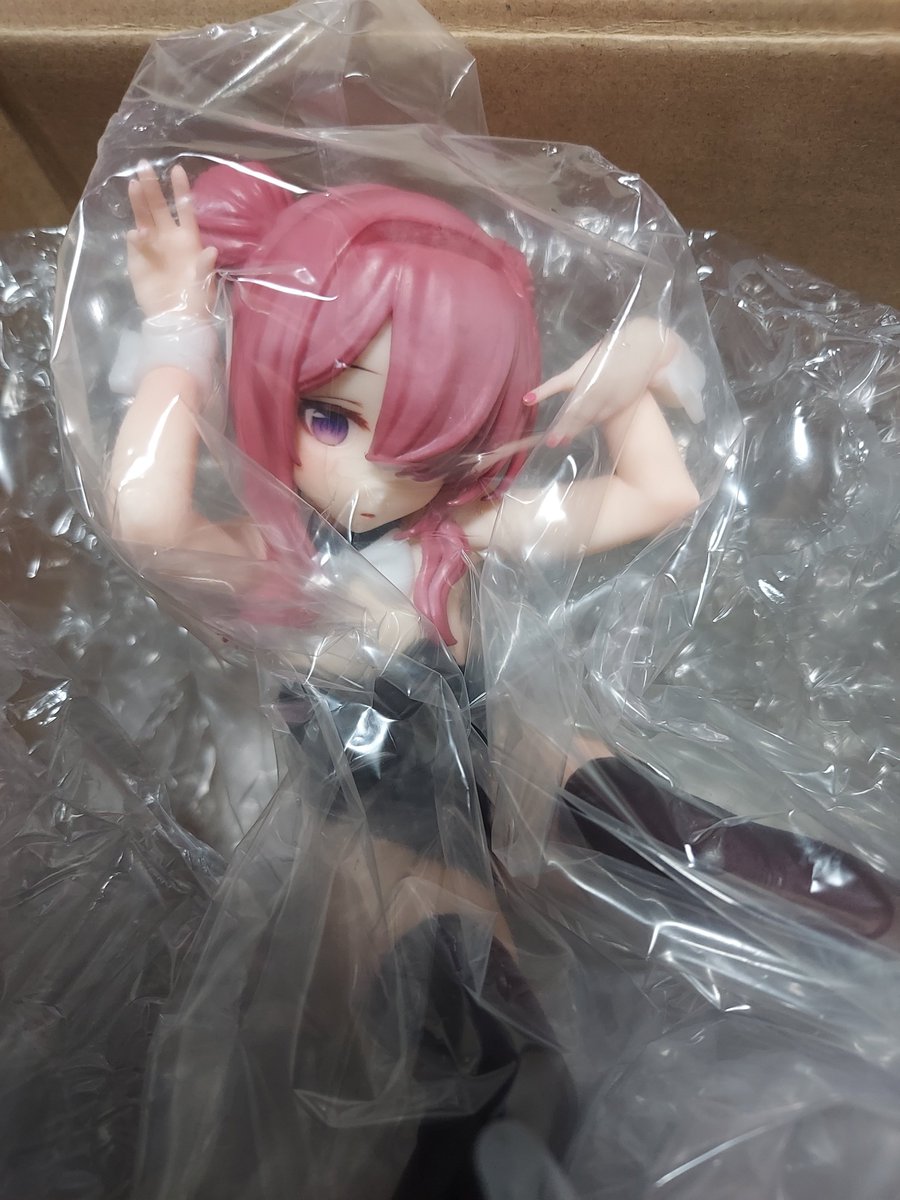 「マジでいい加減にしろよ!3回目の交換品は手首折れてるとか糞なめてんなこのメーカー」|❄️青葉きの🌸のイラスト