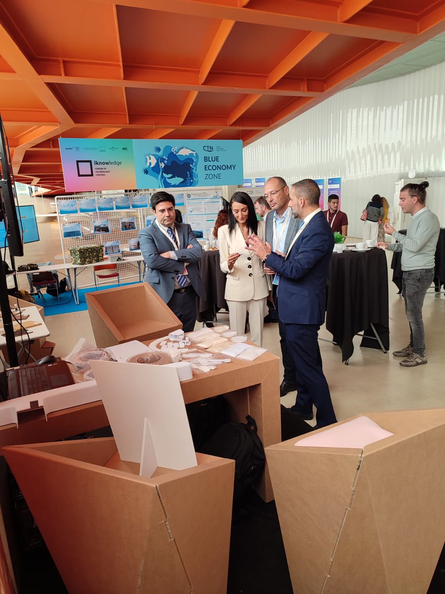 CETEM_CT's tweet photo. 📍Seguimos en #Iknowledge, pasa a visitar nuestro stand situado en el @El_Batel como parte del Foro Internacional de Centros Tecnológicos organizado por
@infoRMurcia y @regiondemurcia https://t.co/wZth454NKE