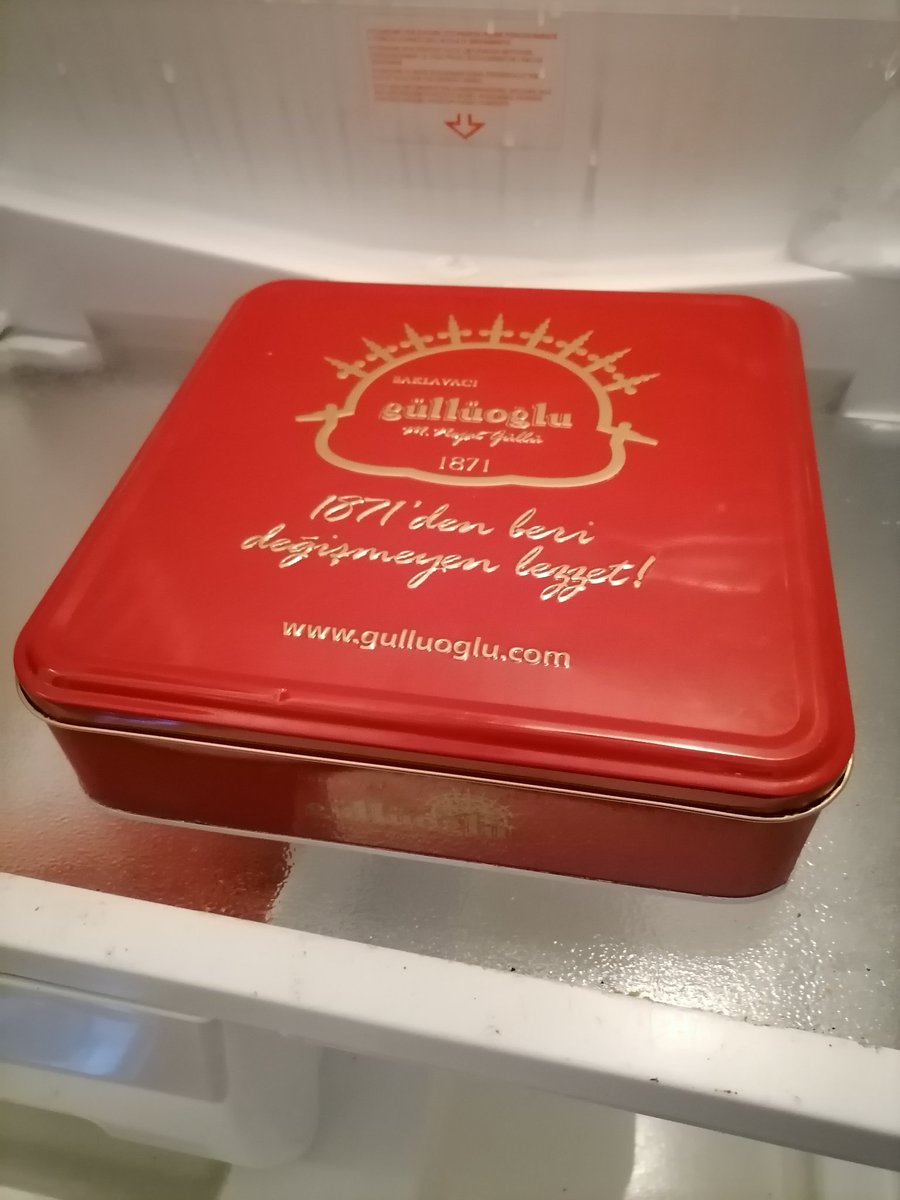 πõɩժɔи︎ˣ⚪💙⚪ on Twitter: "в офисе такое. отъела чуток. надо было ...