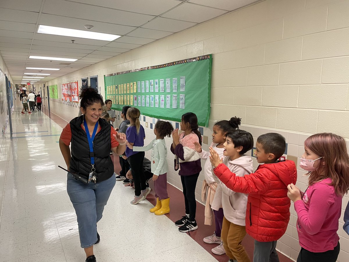 Lake Anne Elementary tweet media