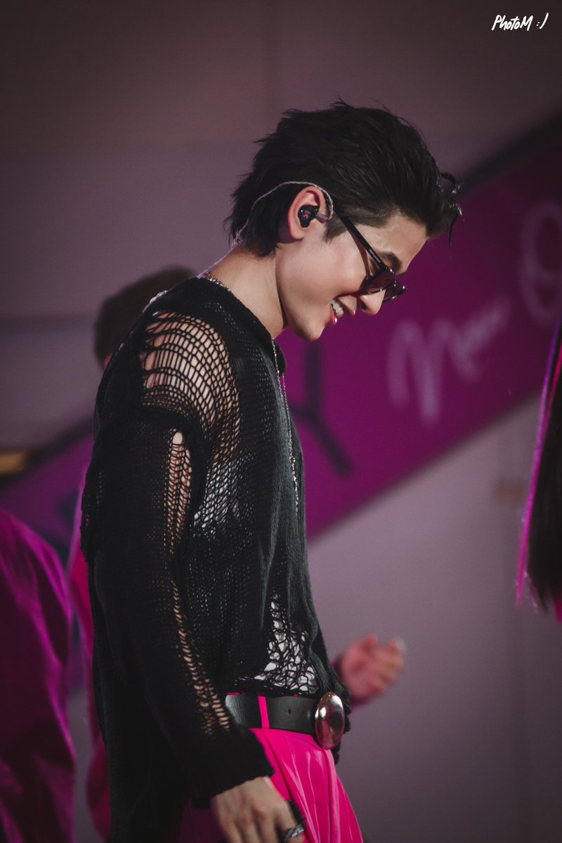 xykpnmmhm2's tweet photo. ใส่หมว�� ใส่แมส ใส่แว่น ก็ปิดความหล่อไม่หมด✨️ #EveandboyxTRINITY #TRINITY_TNT #XXSIVK https://t.co/1x08r8iCvR