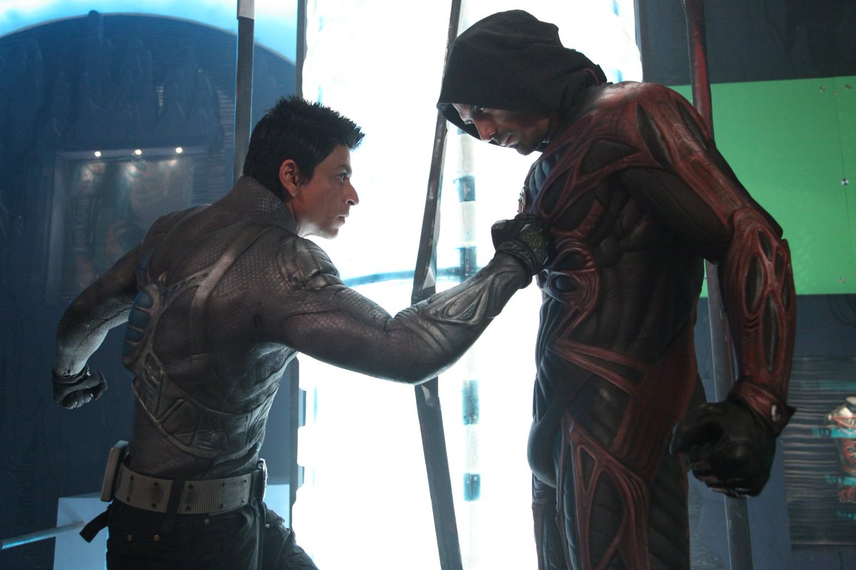 TheSRKFanKing's tweet photo. Best Superhero &amp; Villain Suits 

#WeWantRaOneBack https://t.co/7LWXriv9ha