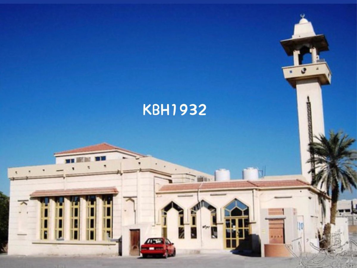 مسجد صاحب السمو الامير الاب الشيخ خليفة بن حمد ال ثاني طيب الله ثراه الكائن سابقًا بمنطقة مشيرب بالدوحة وتحديدًا مقابل قصر سموه يرحمه الله وتمت ازالة المسجد منذ اقل من 10 سنوات تقريبًا